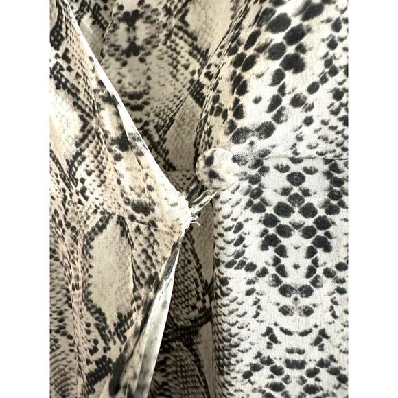 LES REVERIES Beige Python Snake Skin Print Wrap Flutter Sleeve Silk Dress - Sz 0 - Picture 8 of 9